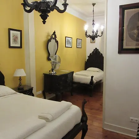 Bed and breakfast Family Macedo *