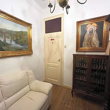 Bed & Breakfast Family Macedo Lisbon