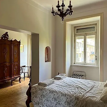 Bed & Breakfast Family Macedo