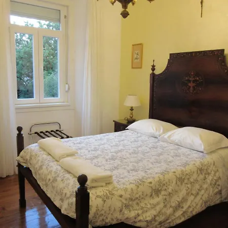 Bed and breakfast Family Macedo *